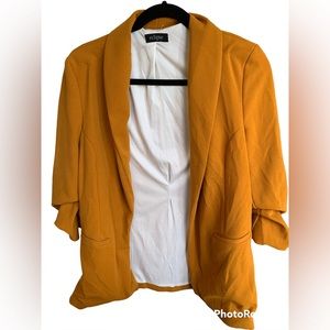 2/$25 💥 Mustard Blazer Eclipse